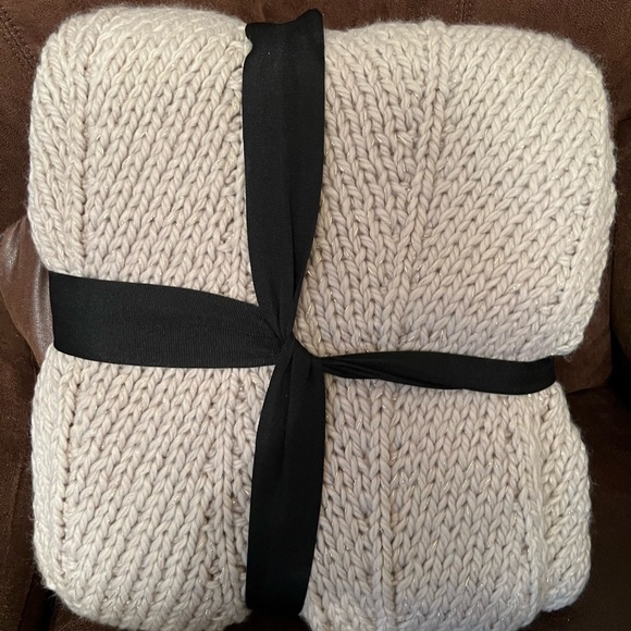 Quilted throw - Picture 3 of 6